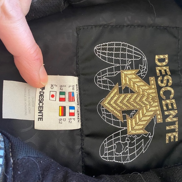 DESCENTE gorgeous hooded insulated jacket/ML - Picture 7 of 8